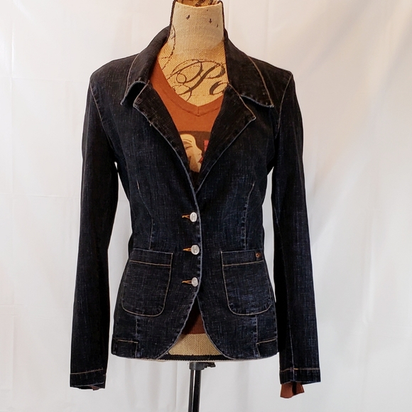 Let me B Blazer - Picture 2 of 5